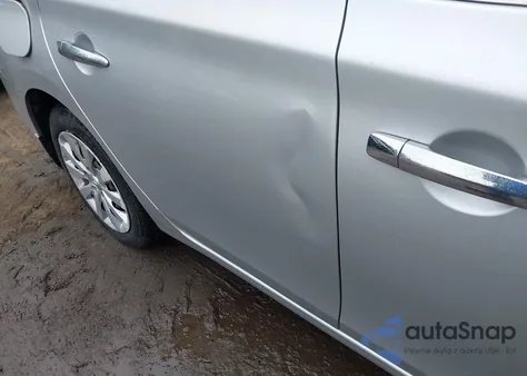 2015 Nissan Sentra S z USA, uszkodzony, nr VIN 3N1AB7AP7FY325667